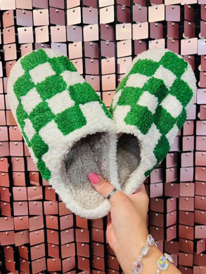 GREEN CHECKERED SLIPPERS no