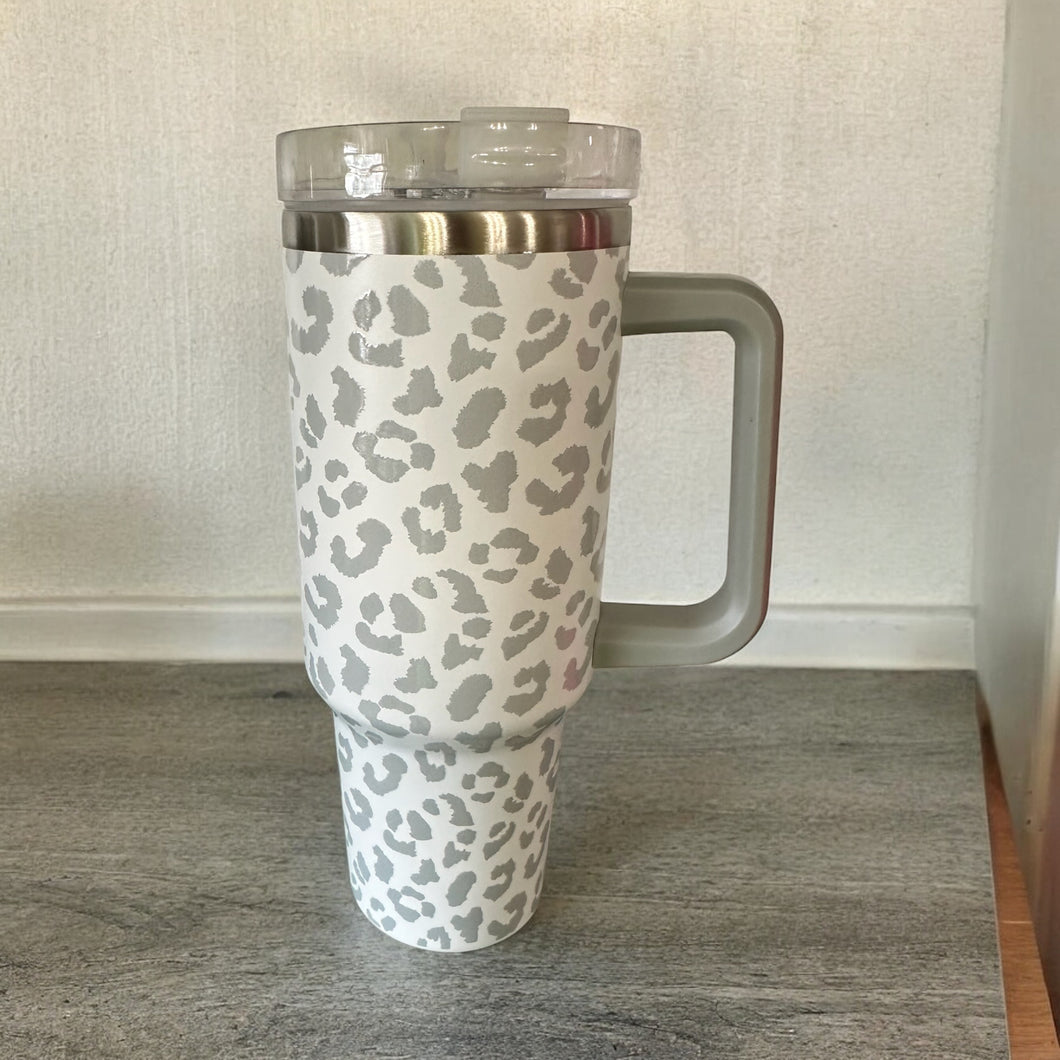 40oz TRAVELER TUMBLER WHITE/GREY CHEETAH