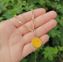 Load image into Gallery viewer, SMILEY GOLD CHUNKY CHAIN NECKLACE