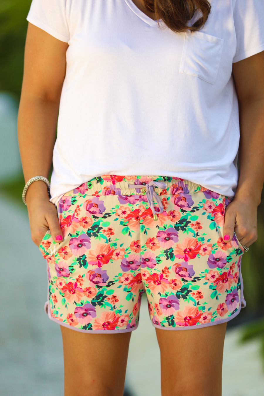 ISLAND ESSENSCE SHORTS