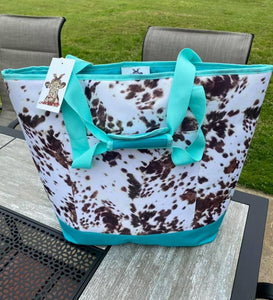 LARGE COWPRINT INSULATED TOTE
